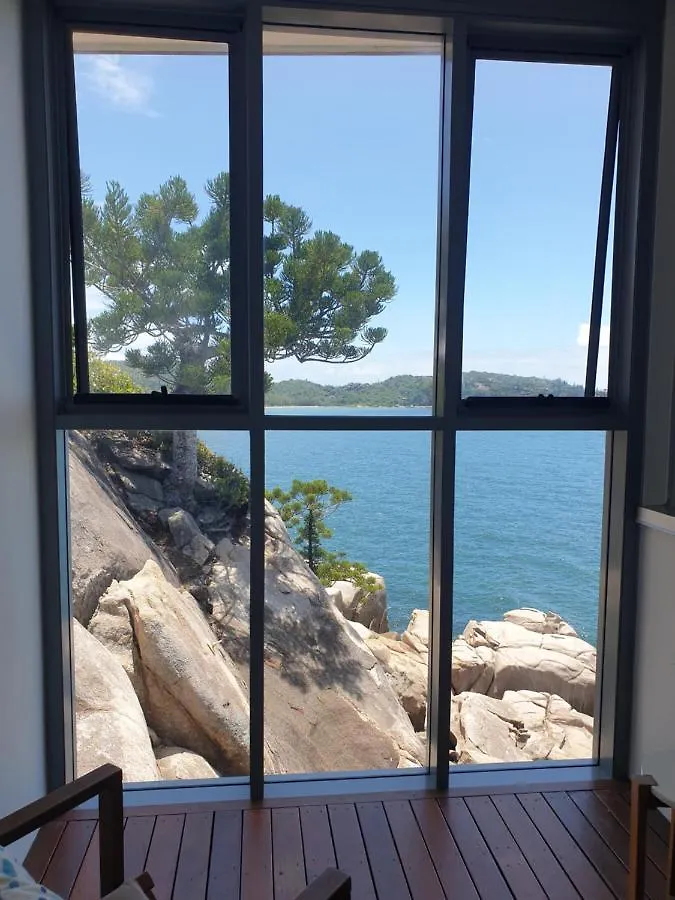 Penthouse On Bright Point Apartment Nelly Bay